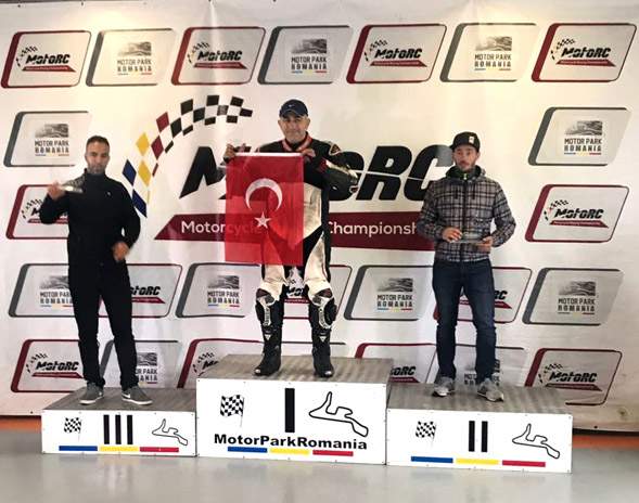 Sporcularımızın Romanya'dan Kupayla Döndü